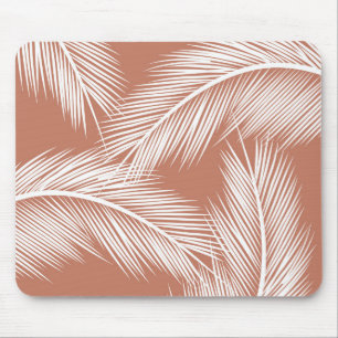 Blätter aus weißer Palme auf Terrakotta-Hintergrun Mousepad