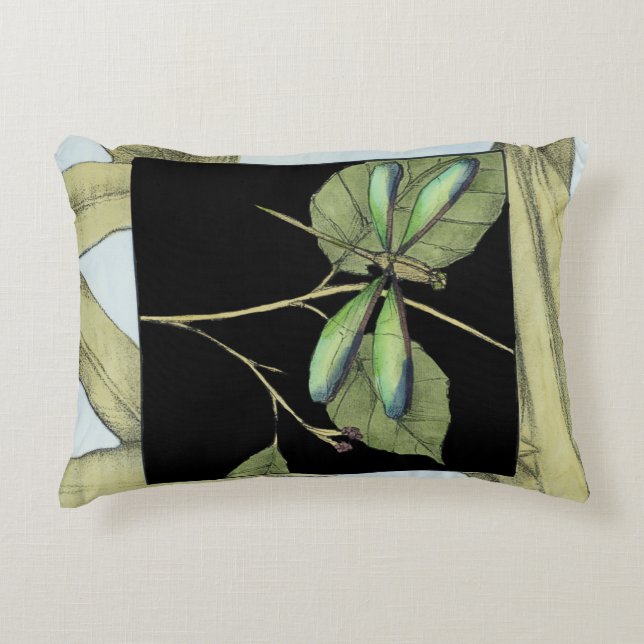 Blätter mit Dragonfly Inset von Jennifer Goldberge Dekokissen (Vorderseite)