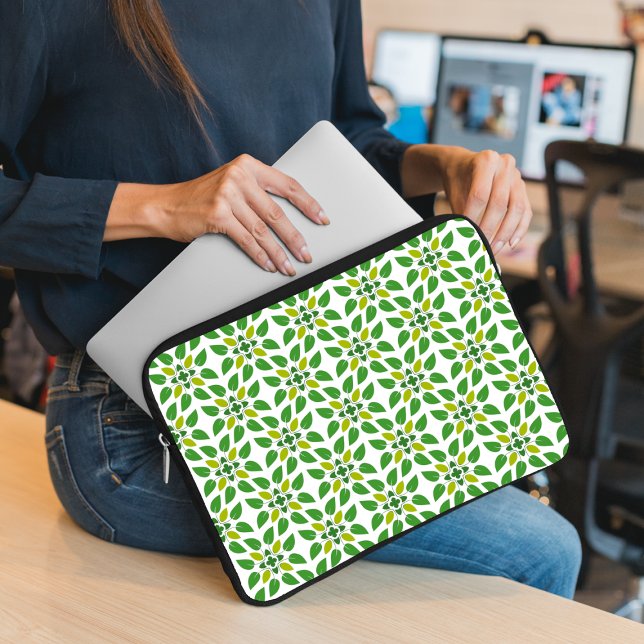 Blattmuster, Muster von Blätter, grüne Blätter Laptopschutzhülle (Von Creator hochgeladen)