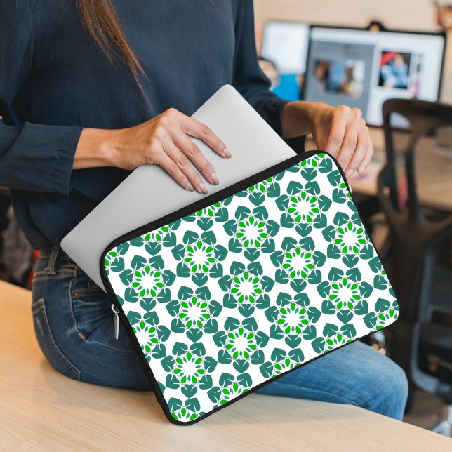 Blattmuster, Muster von Blätter, grüne Blätter Laptopschutzhülle (Von Creator hochgeladen)