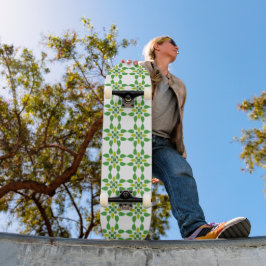 Blattmuster, Muster von Blätter, grüne Blätter Skateboard