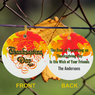 Blattreiche typografische Thanksgiving-Day-Wörter  Keramik Ornament