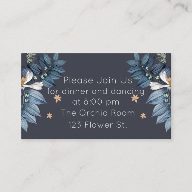 Blau Blätter Weiße Blume Moderne Hochzeitsempfehlu Begleitkarte (Vorderseite)
