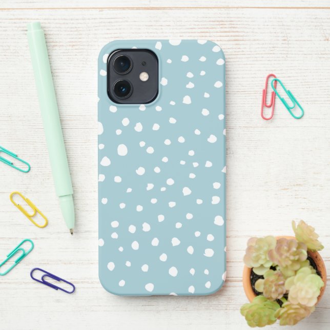 Blau-Dalmatiner-Punkte, Dalmatiner-Punkte, gepunkt iPhone 12 Hülle (Auf dem Schreibtisch)