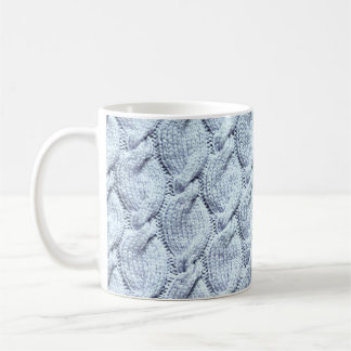 Blau-graue große gestrickte Kabel Kaffeetasse