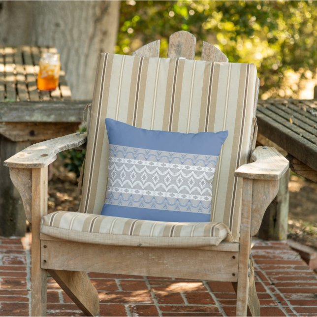 Blau mit grauem und weißem Designer Kissen (Stuhl)