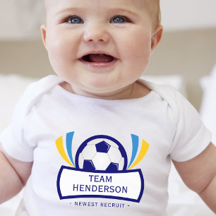 Blau Neuestes Mitglied Benutzerdefiniertes Fußball Baby Strampler
