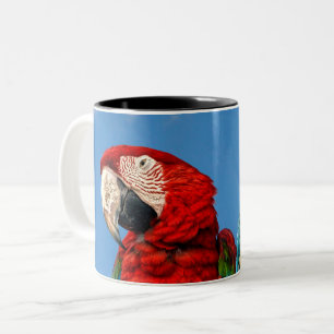Blau und gelb, Ara und ein Rasierapparat Zweifarbige Tasse
