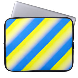 Blau und Gelb Ukraine Inspiriert Frieden gegen den Laptopschutzhülle
