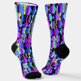 Blau und Lila geometrisch mit Hexagonen, Dreiecken Socken