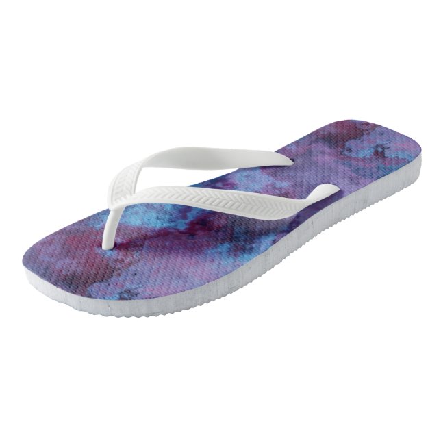 Blau und lila Marmor Swirl Abstrakt Flip Flops (Schrägansicht)