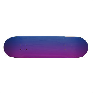Blau und lila skateboard