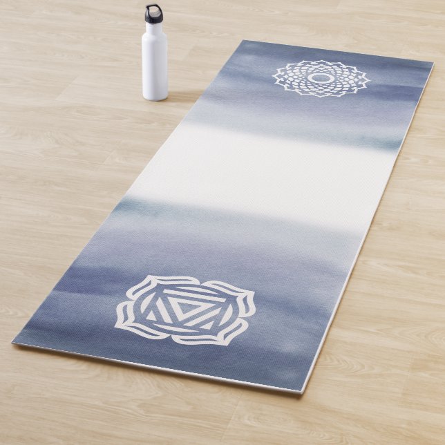 Blau und Weiß Wasserfarbe Krone & Root Chakra Yogamatte (Beispiel)