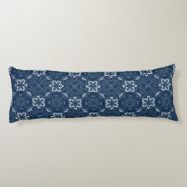 Blau-Weiß-Blumendesign Seitenschläferkissen