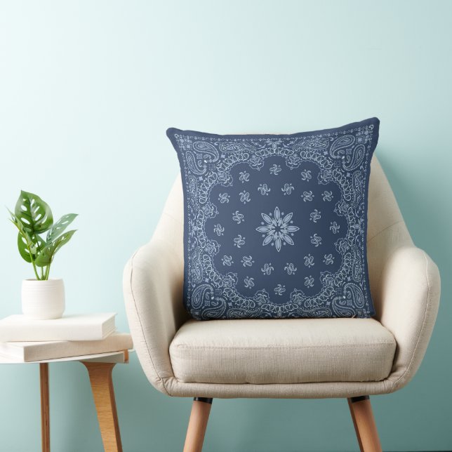 Blau-weiß dekoratives Paisley-Muster Kissen (Stuhl )