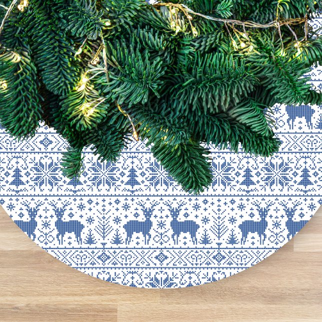 Blau-weiß gestrickter hässlicher Pullover Musterna Fleece Weihnachtsbaumdecke (Von Creator hochgeladen)