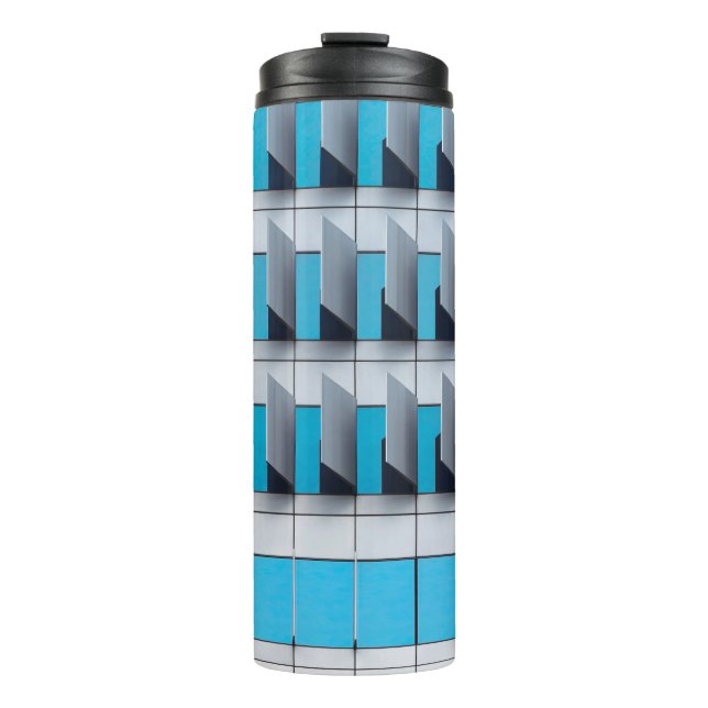 Blau-Weiß-Schachfiguren Thermosbecher (Vorderseite)