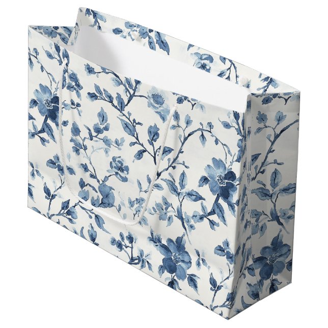 Blau-weiße Blumen-Brautparty Große Geschenktüte (Vorderseite Schrägansicht)