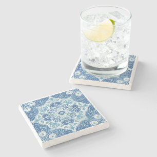 Blau-weiße Fliesen mit Blumenmotiv Steinuntersetzer
