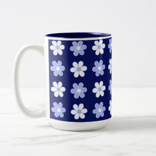Blau-weißes Blumenmuster auf Marineblau Zweifarbige Tasse