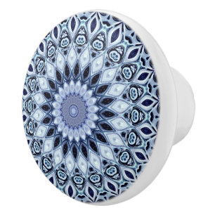 Blau-weißes Kaleidoskop-Mandala-Muster Keramikknauf