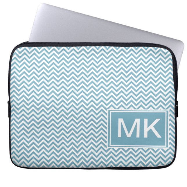Blau Zickzack mit Monogramm Laptopschutzhülle (Vorderseite)