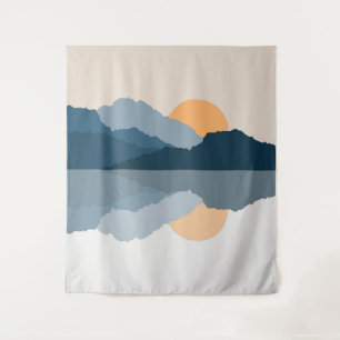 Blaue Berge reflektiert im See Wandteppich