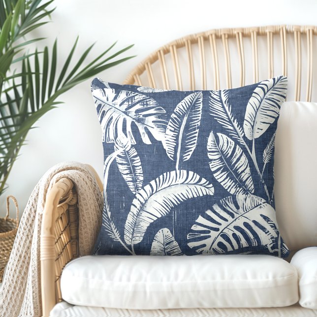 Blaue Blätter aus weißem Palm Kissen Kissen (Von Creator hochgeladen)