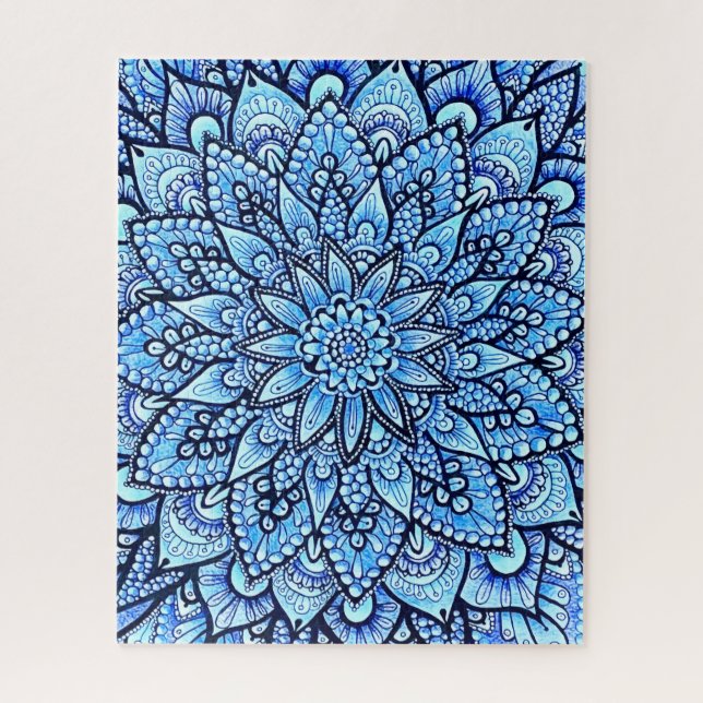Blaue Bleistift-Mandala-Design Originalkunst  (Vertikal)