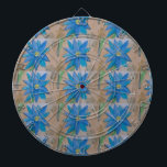 Blaue Blume Dartscheibe<br><div class="desc">Spazieren Sie an einem heißen Sommernachmittag durch die Wiese der Wildblume und Sie werden sehen, dass sie von herrlichen Blumen bedeckt ist. Die Blütenblätter sind in verschiedenen Blautönen gehalten und um ein fröhliches gelbes Zentrum herum angeordnet. Set auf neutralem Hintergrund Dieses blaue Blumendesign ist frisch und fröhlich, also Leckerei sich...</div>