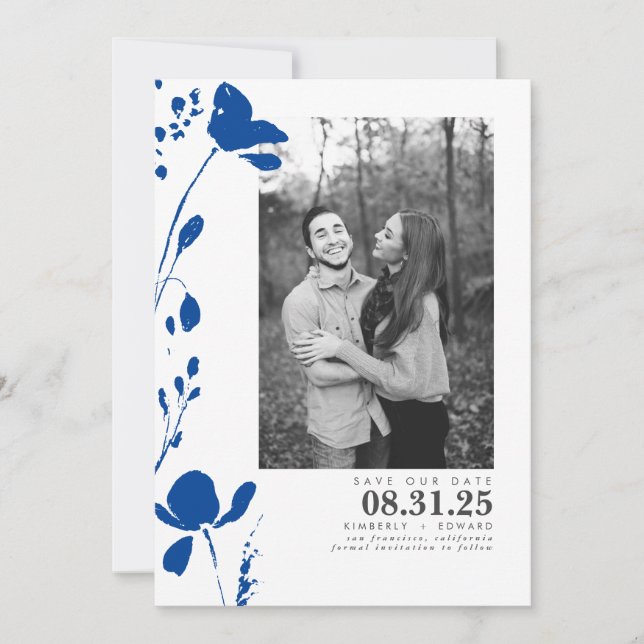 Blaue Blumen Elegantes Save the Date Foto (Vorderseite)