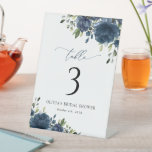 Blaue Blumen, Grünpflanzen, Boho, Tischnummern Sockelschild<br><div class="desc">Fügen Sie Ihrem Brautparty eine persönliche Touch mit diesen stilvollen und unvergesslichen Party hinzu! Das Design ist mit marineblau-blauen Blume und Grünpflanzen auf weißem Hintergrund gestaltet.</div>