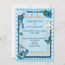 Blaue Blumen und Schmetterlinge