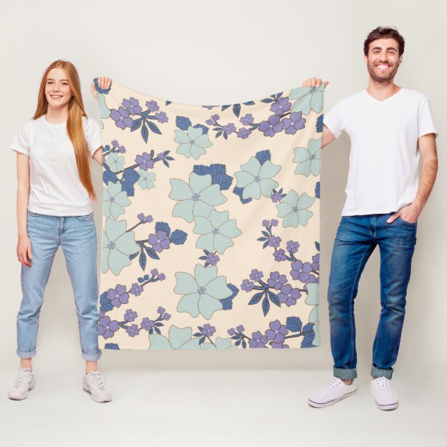 Blaue Blumen, violette Blumen, Blumenmuster Fleecedecke (Beispiel)