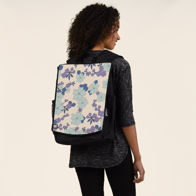 Blaue Blumen, violette Blumen, Blumenmuster Rucksack (Ausgewaschen)