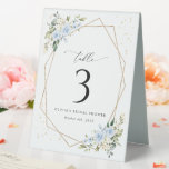 Blaue Blumen, weiße Blume, Boho, Tischnummern Tischaufsteller<br><div class="desc">Fügen Sie Ihrem Brautparty eine persönliche Touch mit diesen stilvollen und unvergesslichen Party hinzu! Das Design ist in Blau-Weiß-Blume,  Grün,  Goldkonfetti und Goldrahmen auf weißem Hintergrund gehalten.</div>