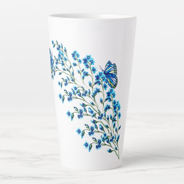 Blaue Blüten mit Schmetterling Milchtasse (Vorderseite)
