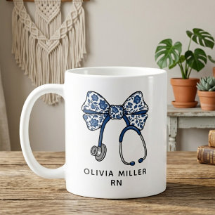 Blaue Chinoiserie Coquette-Schleife RN-Krankenschw Kaffeetasse