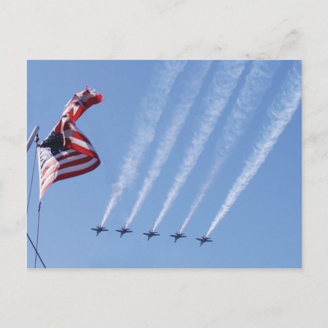 Blaue Engel fliegen und eine amerikanische Flagge  Postkarte (Vorderseite)