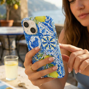 Blaue Fliesen Französisches Landhaus Zitronen Must Case-Mate iPhone 14 Hülle