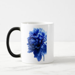 Blaue florale botanische Illustration | Elegante N Verwandlungstasse