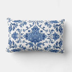 Blaue florale Chinoiserie Wasserfarbe Weiß Lendenkissen