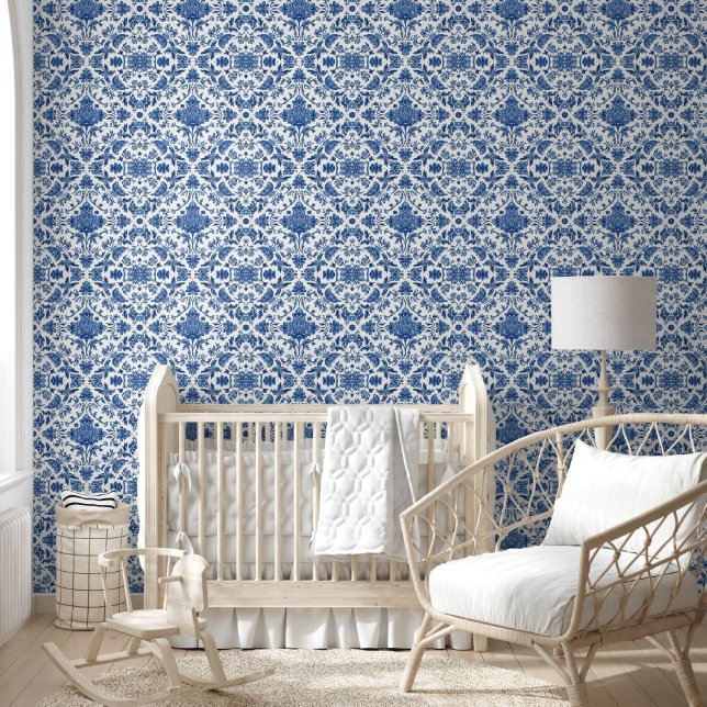 Blaue florale Chinoiserie Wasserfarbe Weiß Tapete (Kinder)