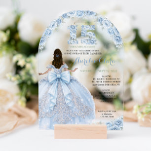 Blaue Florale Prinzessin Coquette Quinceanera Arch Acryleinladungen