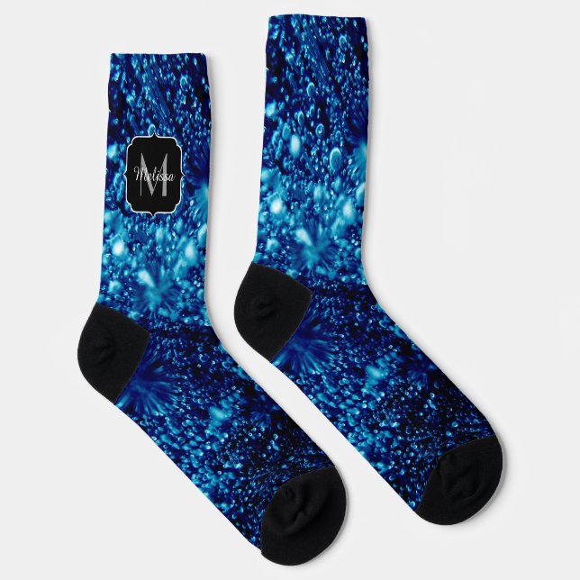 Blaue Funken Abstrakte gefrorene Blasen Monogramm Socken (Rechts)