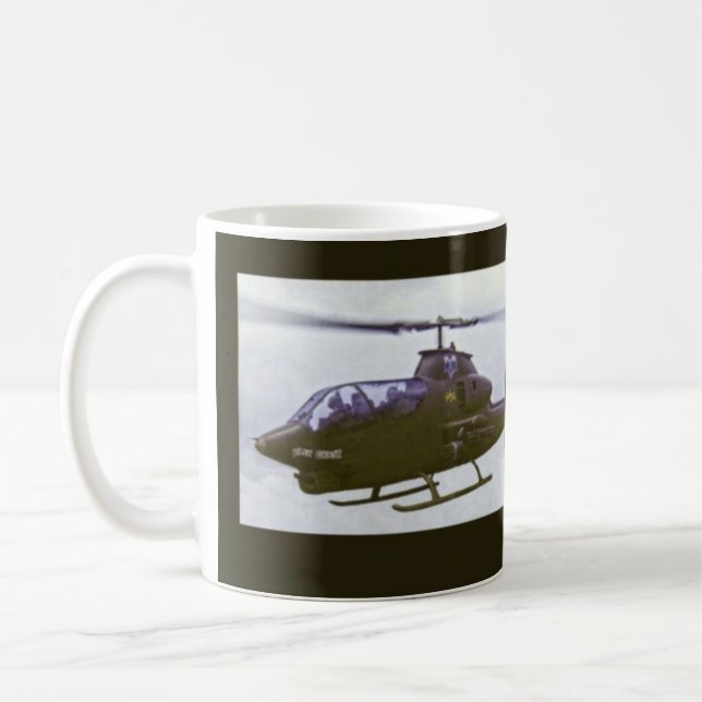 Blaue Geist-Züge - Waffen Kaffeetasse (Links)