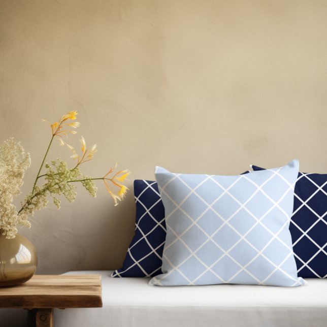 Blaue geometrische Quadrate Kissen (Von Creator hochgeladen)