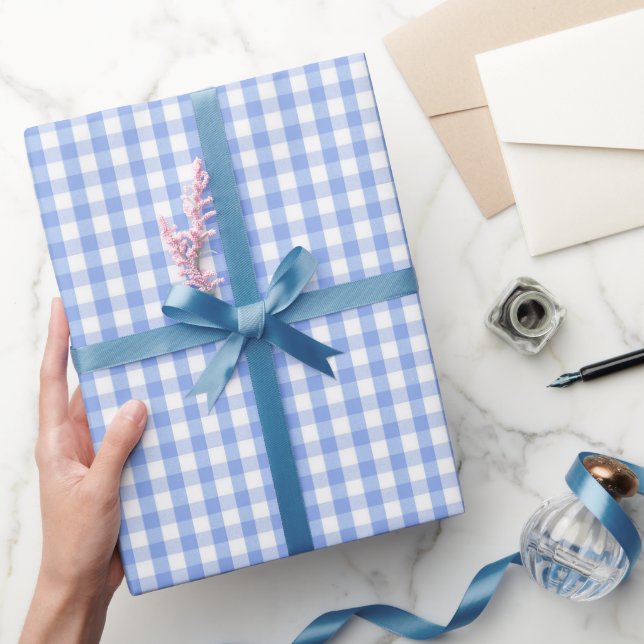Blaue Gingham Brise Geschenkpapier (Schenken)
