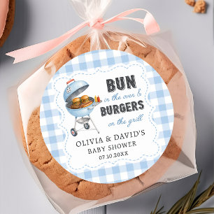 Blaue Gingham-Burger-BBQ-Baby-Shower-Aufkleber  Runder Aufkleber