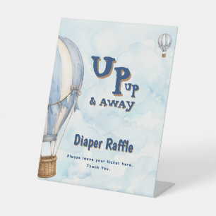 Blaue Heißluftballon-Diaper-Raffle 'Hoch, hoch und Sockelschild